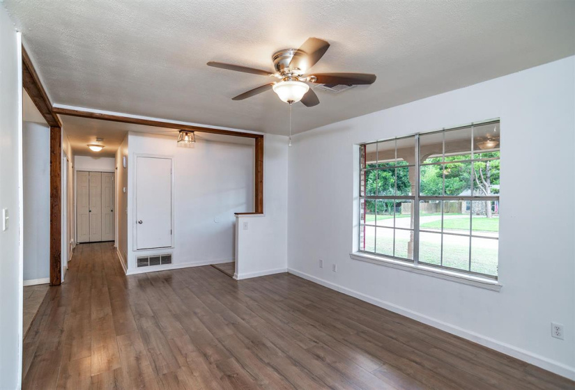 3 Bedrooms Bedrooms, 0 ,1 BathroomBathrooms,Residential,Single Family,5th,1,132436