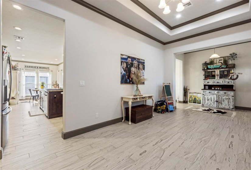 3 Bedrooms Bedrooms, 0 ,2 BathroomsBathrooms,Residential,Single Family,Brenna,1,132443