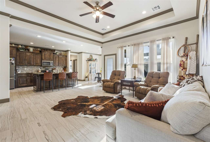 3 Bedrooms Bedrooms, 0 ,2 BathroomsBathrooms,Residential,Single Family,Brenna,1,132443