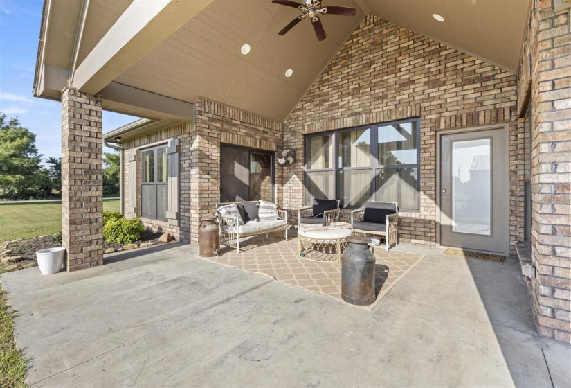 3 Bedrooms Bedrooms, 0 ,2 BathroomsBathrooms,Residential,Single Family,Brenna,1,132443