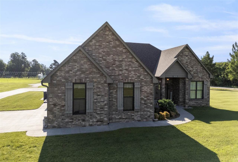 3 Bedrooms Bedrooms, 0 ,2 BathroomsBathrooms,Residential,Single Family,Brenna,1,132443