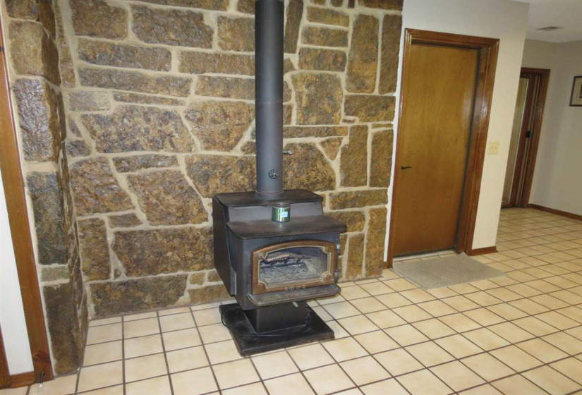 3 Bedrooms Bedrooms, 0 ,2 BathroomsBathrooms,Residential,Single Family,Park,1,132447