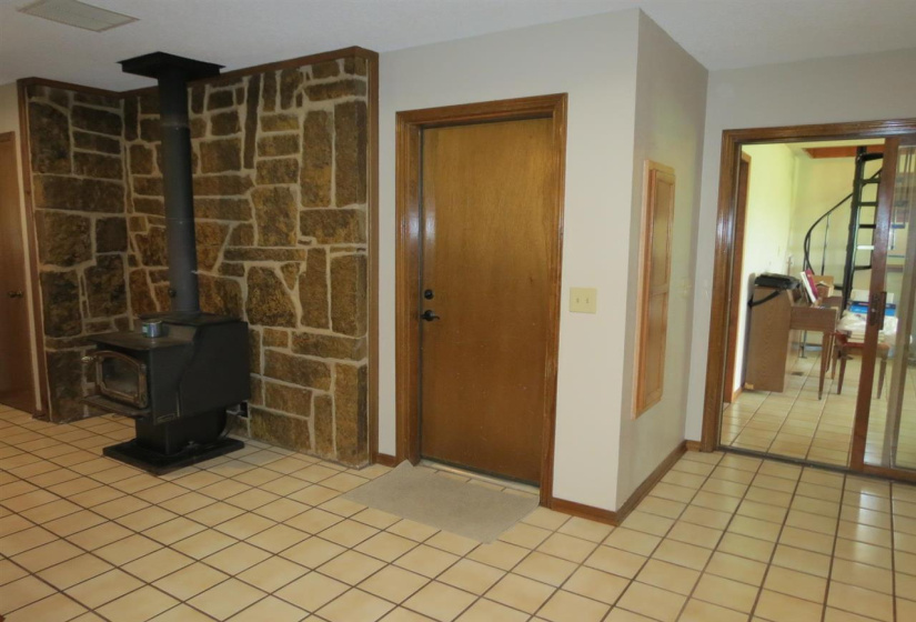 3 Bedrooms Bedrooms, 0 ,2 BathroomsBathrooms,Residential,Single Family,Park,1,132447