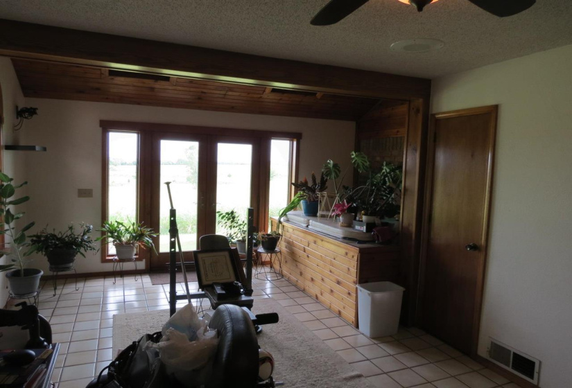 3 Bedrooms Bedrooms, 0 ,2 BathroomsBathrooms,Residential,Single Family,Park,1,132447