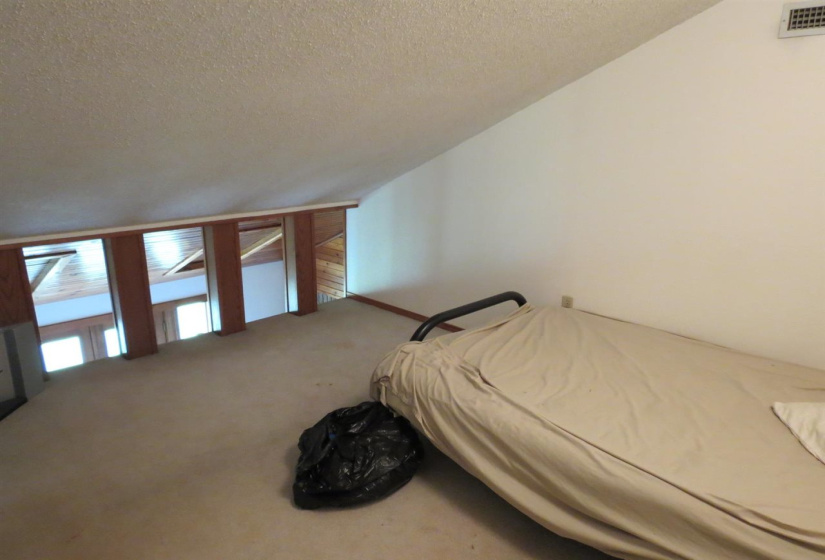 3 Bedrooms Bedrooms, 0 ,2 BathroomsBathrooms,Residential,Single Family,Park,1,132447