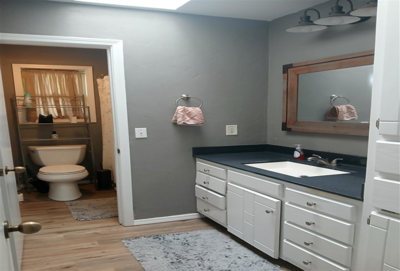 3 Bedrooms Bedrooms, 0 ,1 BathroomBathrooms,Residential,Single Family,Crestwood,1,132453