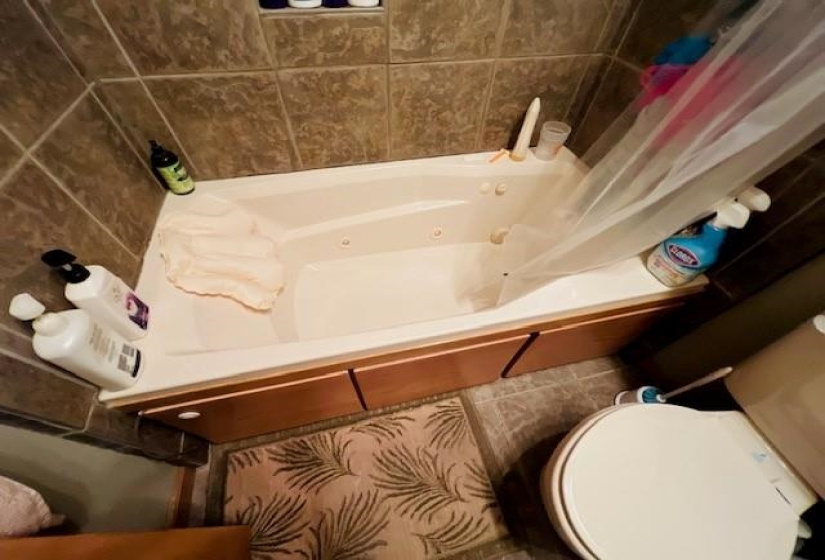 3 Bedrooms Bedrooms, 0 ,2 BathroomsBathrooms,Residential,Single Family,Tower Estates,1,132455