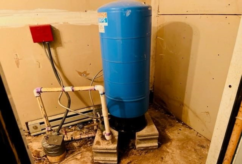 3 Bedrooms Bedrooms, 0 ,2 BathroomsBathrooms,Residential,Single Family,Tower Estates,1,132455