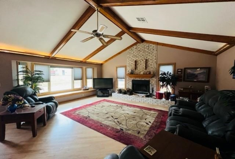 3 Bedrooms Bedrooms, 0 ,2 BathroomsBathrooms,Residential,Single Family,Tower Estates,1,132455