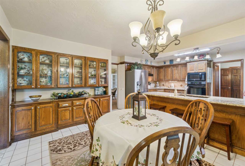 3 Bedrooms Bedrooms, 0 ,2 BathroomsBathrooms,Residential,Single Family,Skinner,1,132456