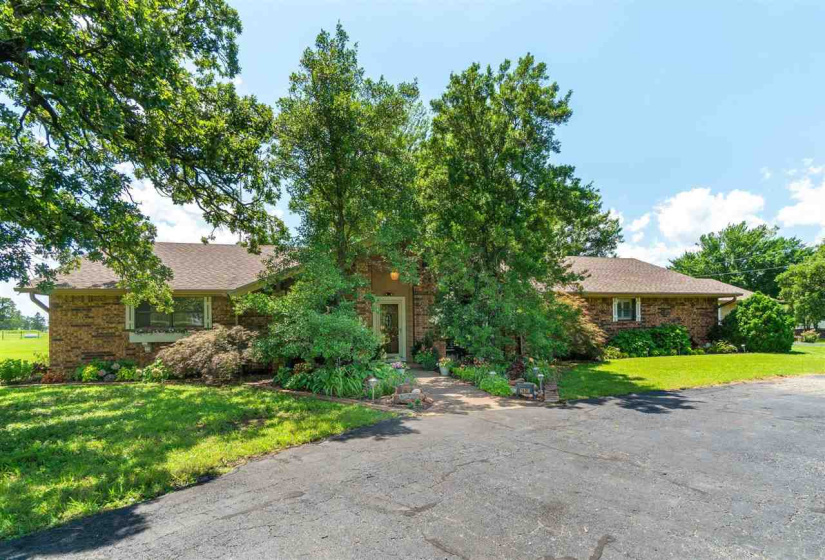 3 Bedrooms Bedrooms, 0 ,2 BathroomsBathrooms,Residential,Single Family,Skinner,1,132456