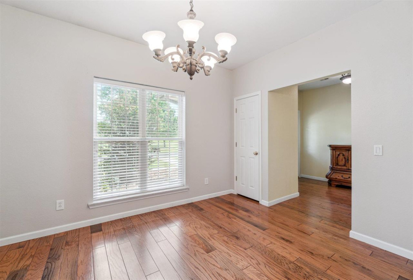 3 Bedrooms Bedrooms, 0 ,2 BathroomsBathrooms,Residential,Single Family,Skinner,1,132458