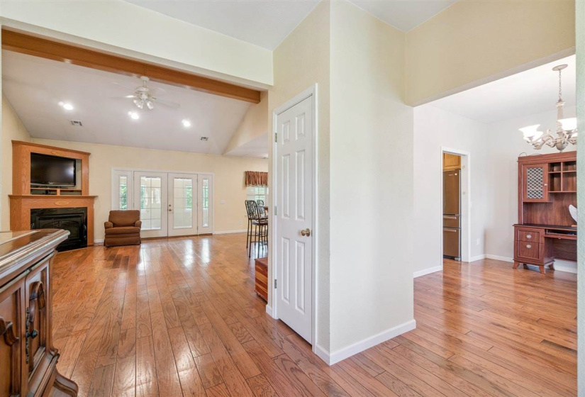 3 Bedrooms Bedrooms, 0 ,2 BathroomsBathrooms,Residential,Single Family,Skinner,1,132458
