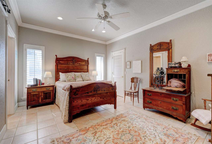 4 Bedrooms Bedrooms, 0 ,5 BathroomsBathrooms,Residential,Single Family,Lou Allard,1,132460