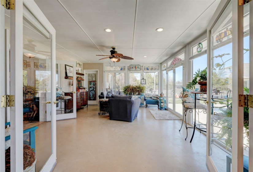 4 Bedrooms Bedrooms, 0 ,5 BathroomsBathrooms,Residential,Single Family,Lou Allard,1,132460