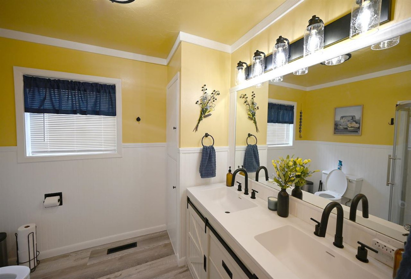 3 Bedrooms Bedrooms, 0 ,2 BathroomsBathrooms,Residential,Single Family,Clayton,1,132334