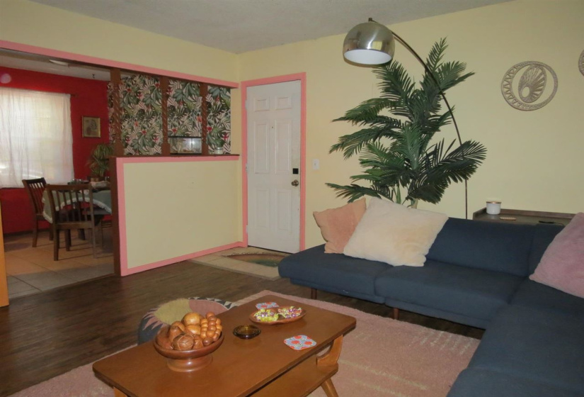 3 Bedrooms Bedrooms, 0 ,1 BathroomBathrooms,Residential,Single Family,West,1,132467