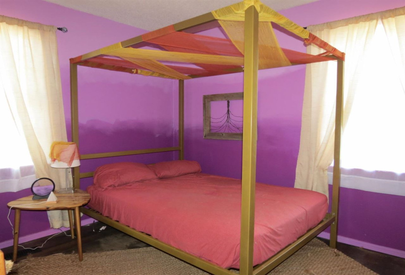 3 Bedrooms Bedrooms, 0 ,1 BathroomBathrooms,Residential,Single Family,West,1,132467