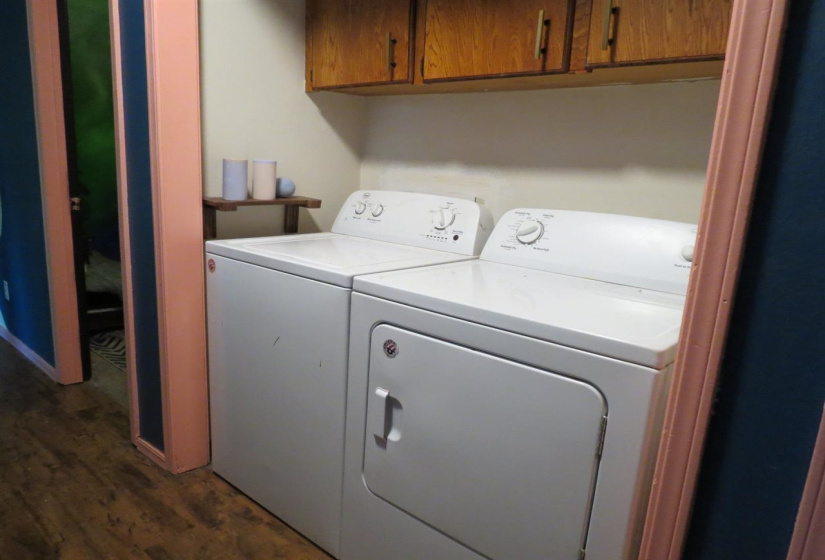 3 Bedrooms Bedrooms, 0 ,1 BathroomBathrooms,Residential,Single Family,West,1,132467