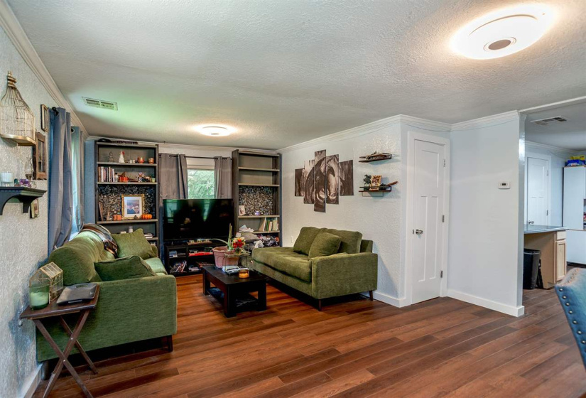 3 Bedrooms Bedrooms, 0 ,1 BathroomBathrooms,Residential,Single Family,Springfield,1,132478