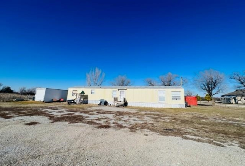 0 , 0 ,50 BathroomsBathrooms,Commercial/industrial,Commercial,Rose,1,132491