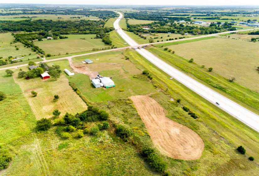 0 , 0 ,50 BathroomsBathrooms,Commercial/industrial,Commercial,Rose,1,132491