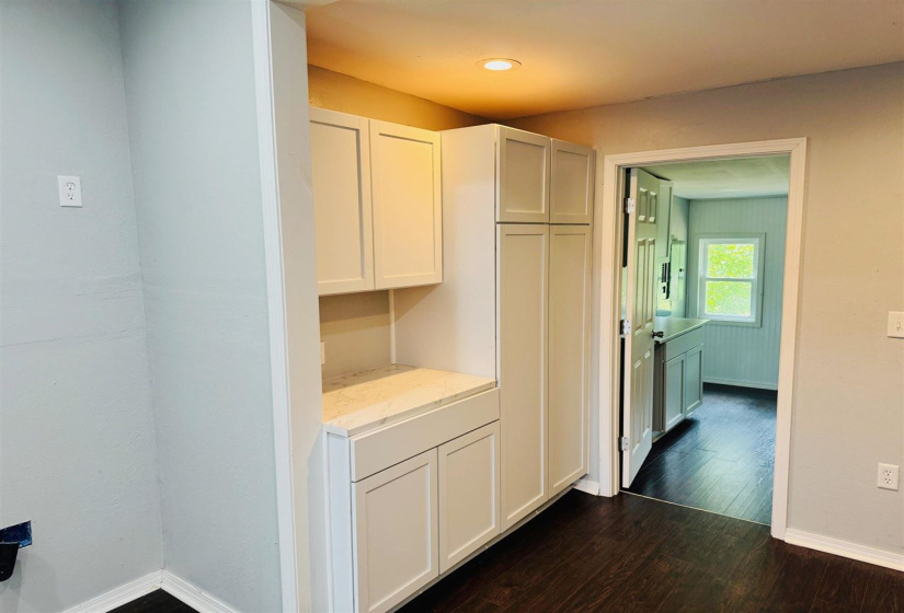 3 Bedrooms Bedrooms, 0 ,1 BathroomBathrooms,Residential,Single Family,Maple,1,132488