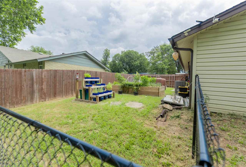 3 Bedrooms Bedrooms, 0 ,2 BathroomsBathrooms,Residential,Single Family,2ND,1,132518