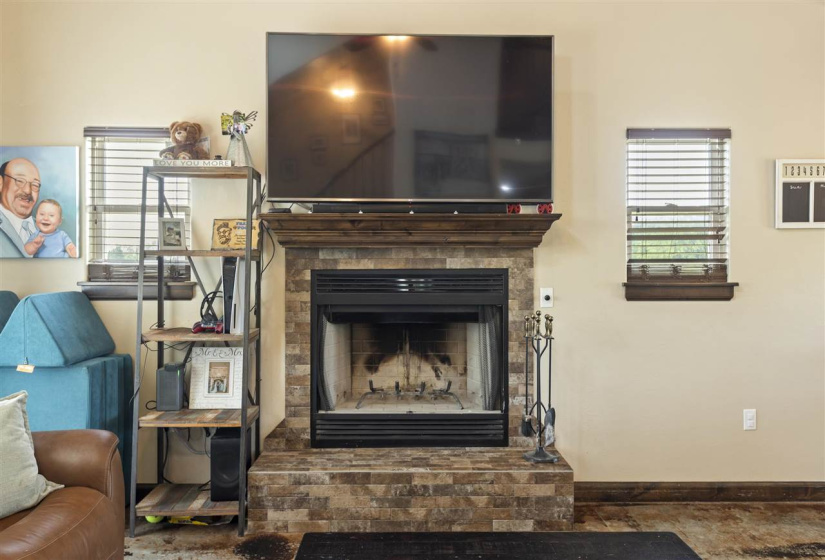 3 Bedrooms Bedrooms, 0 ,2 BathroomsBathrooms,Residential,Single Family,Jardot,2,132519