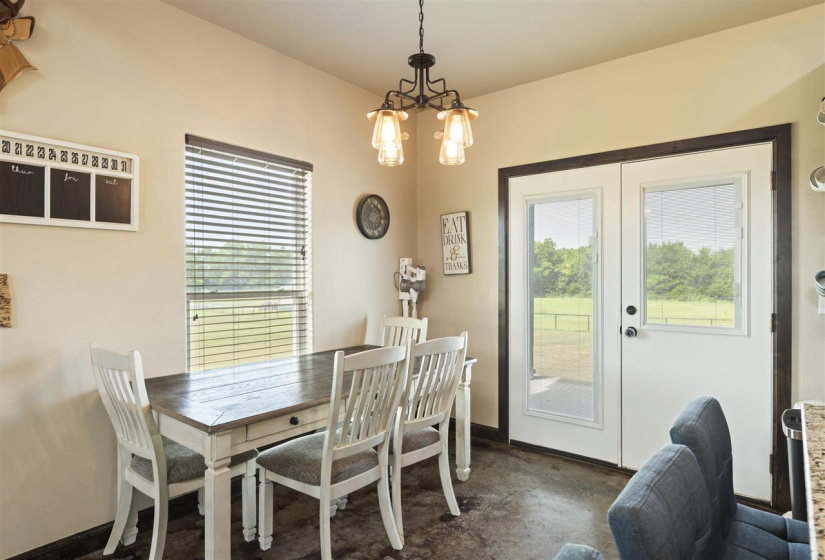 3 Bedrooms Bedrooms, 0 ,2 BathroomsBathrooms,Residential,Single Family,Jardot,2,132519