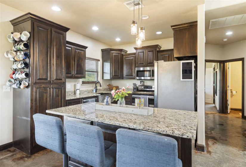 3 Bedrooms Bedrooms, 0 ,2 BathroomsBathrooms,Residential,Single Family,Jardot,2,132519