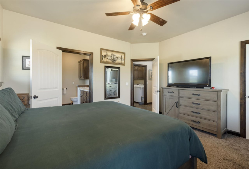 3 Bedrooms Bedrooms, 0 ,2 BathroomsBathrooms,Residential,Single Family,Jardot,2,132519