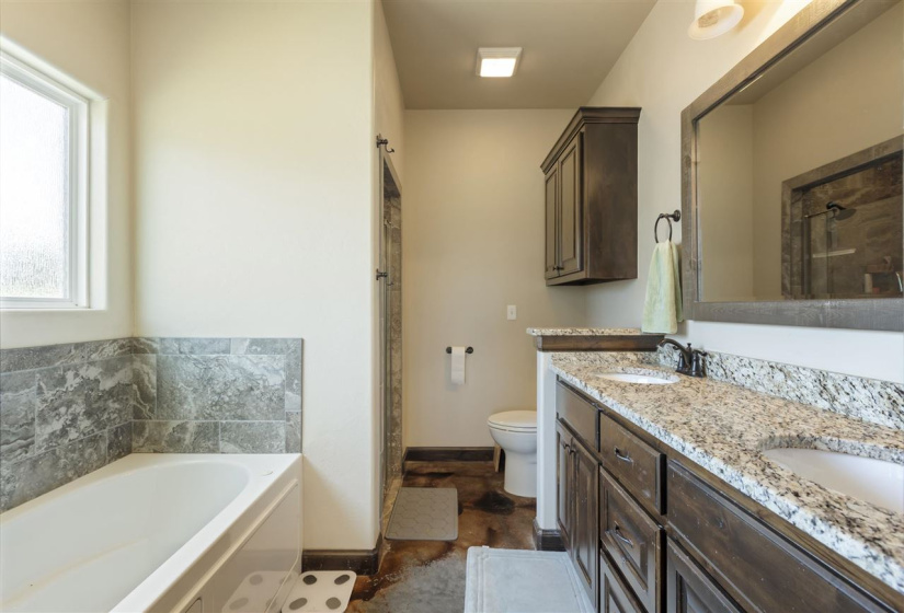 3 Bedrooms Bedrooms, 0 ,2 BathroomsBathrooms,Residential,Single Family,Jardot,2,132519