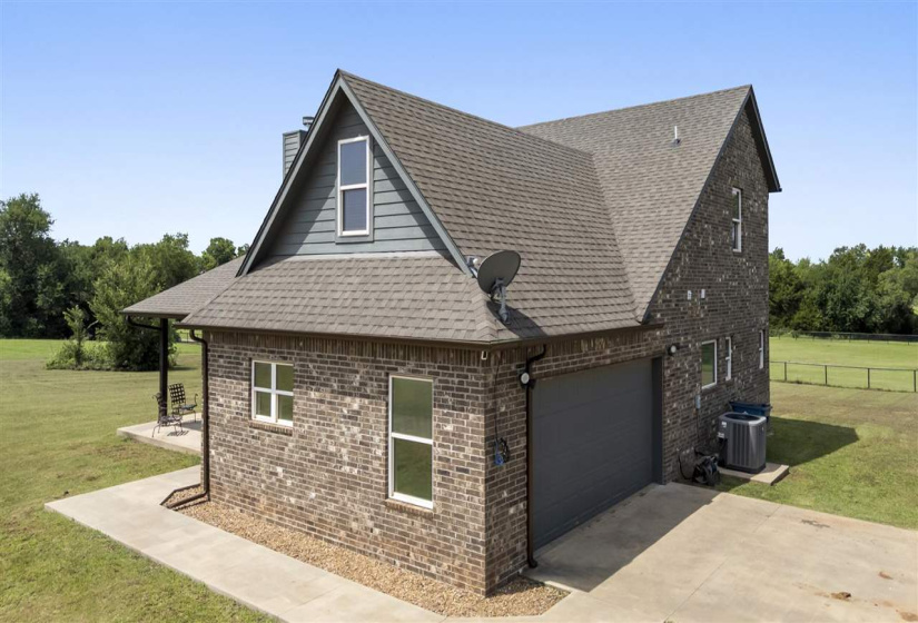 3 Bedrooms Bedrooms, 0 ,2 BathroomsBathrooms,Residential,Single Family,Jardot,2,132519