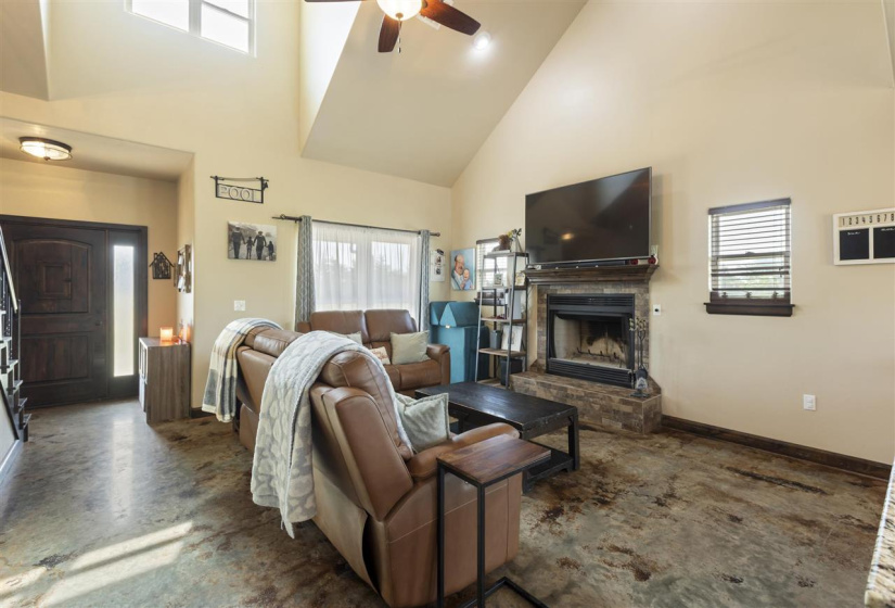 3 Bedrooms Bedrooms, 0 ,2 BathroomsBathrooms,Residential,Single Family,Jardot,2,132519