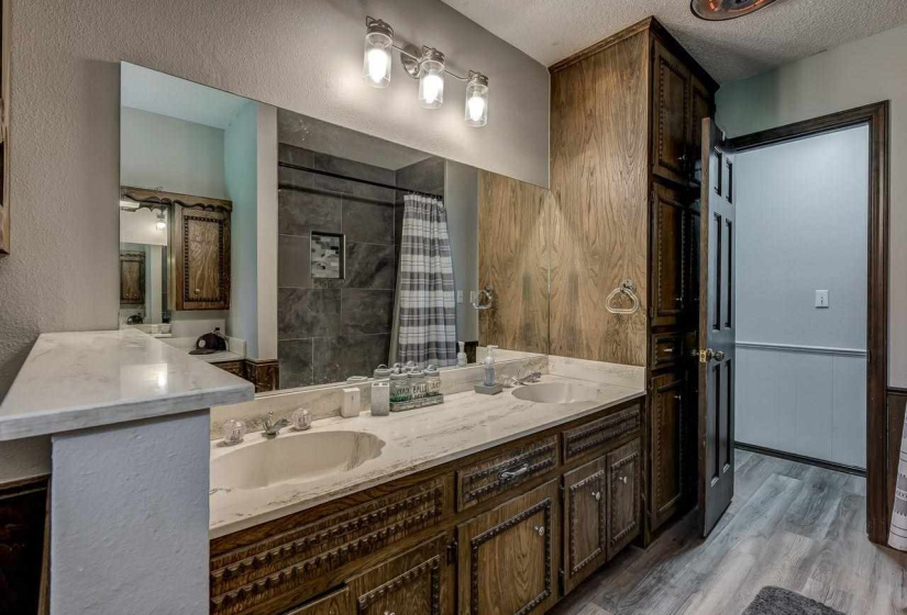 4 Bedrooms Bedrooms, 0 ,2 BathroomsBathrooms,Residential,Single Family,Dryden,1.5,132119