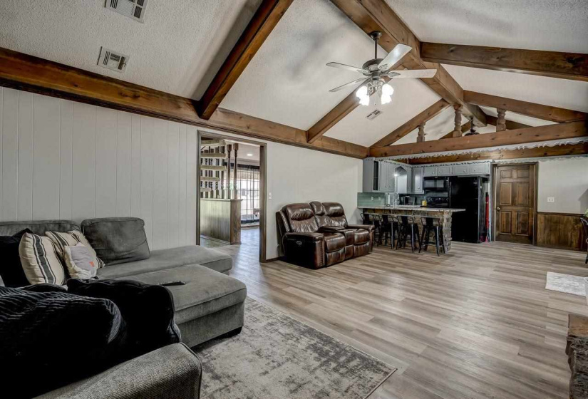 4 Bedrooms Bedrooms, 0 ,2 BathroomsBathrooms,Residential,Single Family,Dryden,1.5,132119