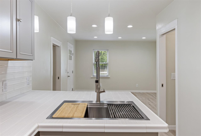 1 Bedroom Bedrooms, 0 ,1 BathroomBathrooms,Residential,Single Family,Husband,1,132533