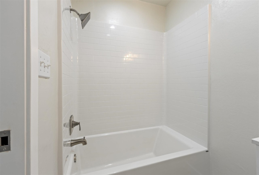 1 Bedroom Bedrooms, 0 ,1 BathroomBathrooms,Residential,Single Family,Husband,1,132533