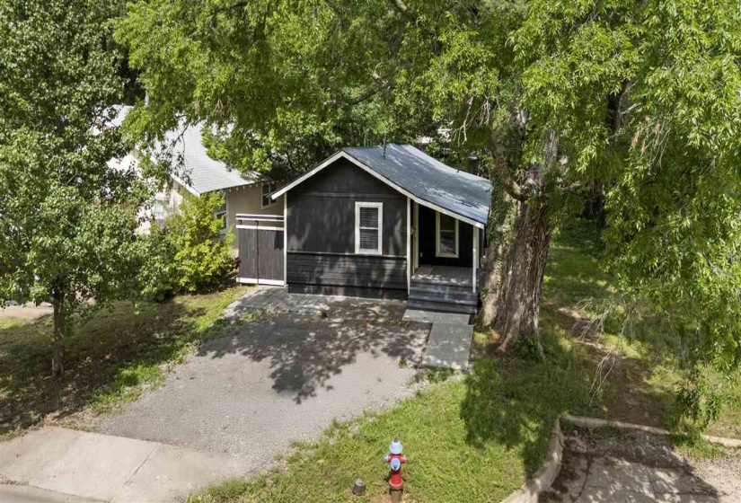 1 Bedroom Bedrooms, 0 ,1 BathroomBathrooms,Residential,Single Family,Husband,1,132533