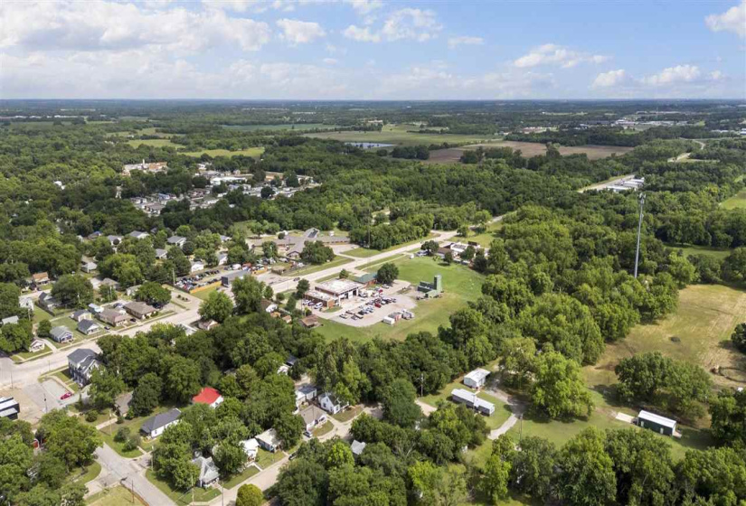 1 Bedroom Bedrooms, 0 ,1 BathroomBathrooms,Residential,Single Family,Husband,1,132533