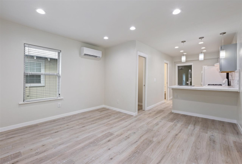 1 Bedroom Bedrooms, 0 ,1 BathroomBathrooms,Residential,Single Family,Husband,1,132533