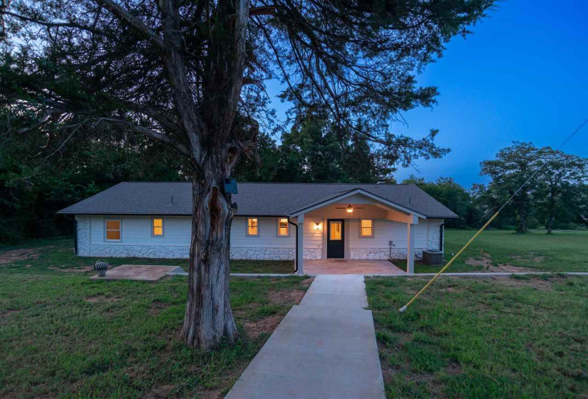 4 Bedrooms Bedrooms, 0 ,2 BathroomsBathrooms,Residential,Single Family,3484,1,132540