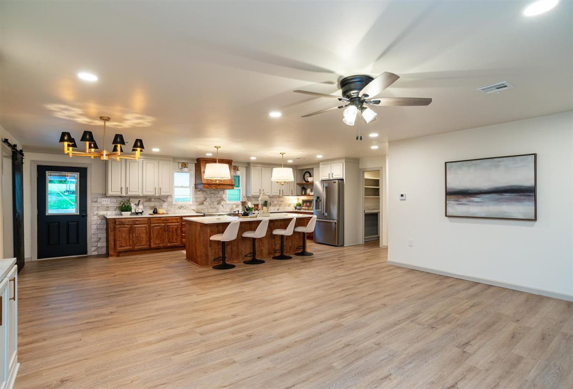4 Bedrooms Bedrooms, 0 ,2 BathroomsBathrooms,Residential,Single Family,3484,1,132540