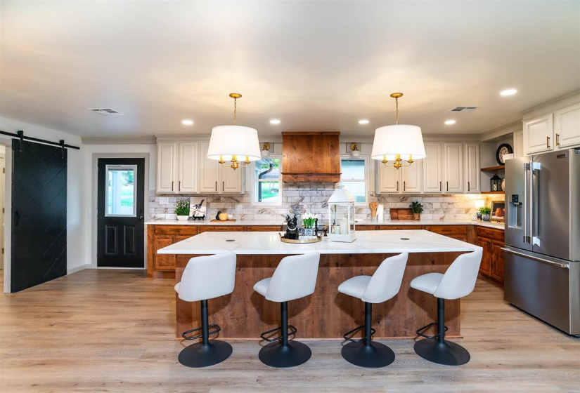 4 Bedrooms Bedrooms, 0 ,2 BathroomsBathrooms,Residential,Single Family,3484,1,132540