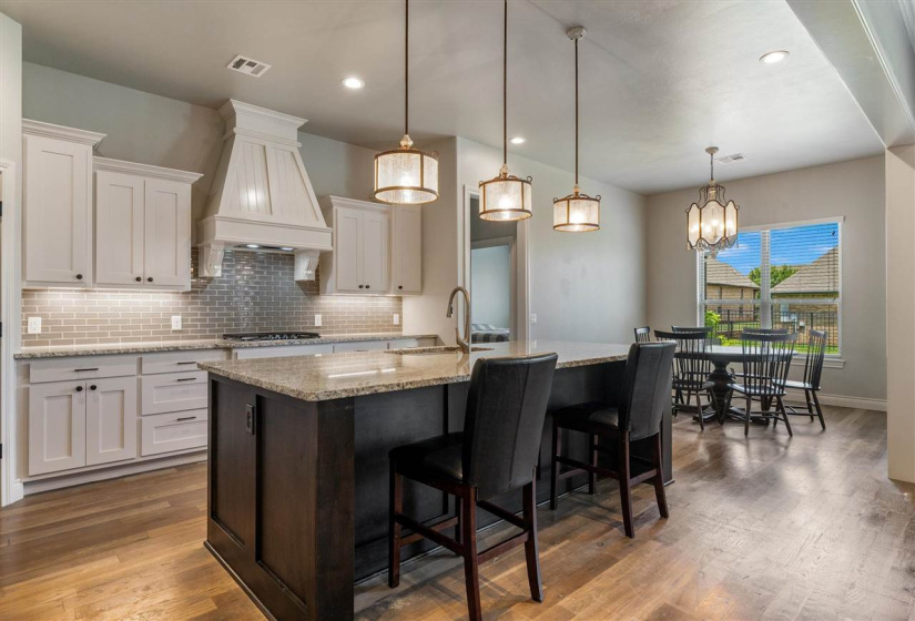 5 Bedrooms Bedrooms, 0 ,4 BathroomsBathrooms,Residential,Single Family,Wellington,1.5,132545