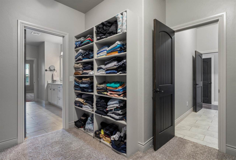 5 Bedrooms Bedrooms, 0 ,4 BathroomsBathrooms,Residential,Single Family,Wellington,1.5,132545