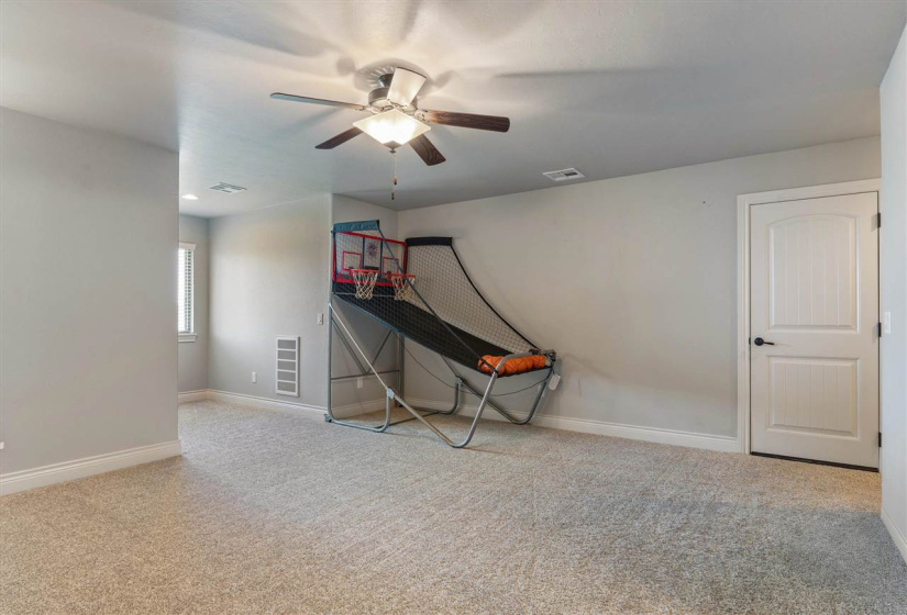5 Bedrooms Bedrooms, 0 ,4 BathroomsBathrooms,Residential,Single Family,Wellington,1.5,132545
