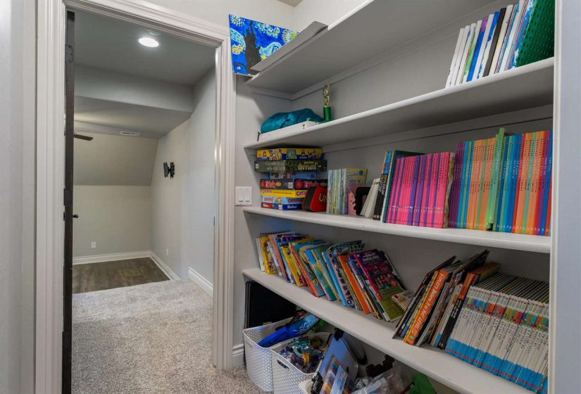 5 Bedrooms Bedrooms, 0 ,4 BathroomsBathrooms,Residential,Single Family,Wellington,1.5,132545