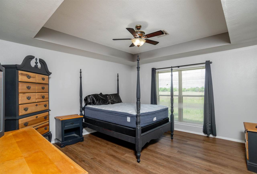 3 Bedrooms Bedrooms, 0 ,2 BathroomsBathrooms,Residential,Single Family,Abbey,1,132546